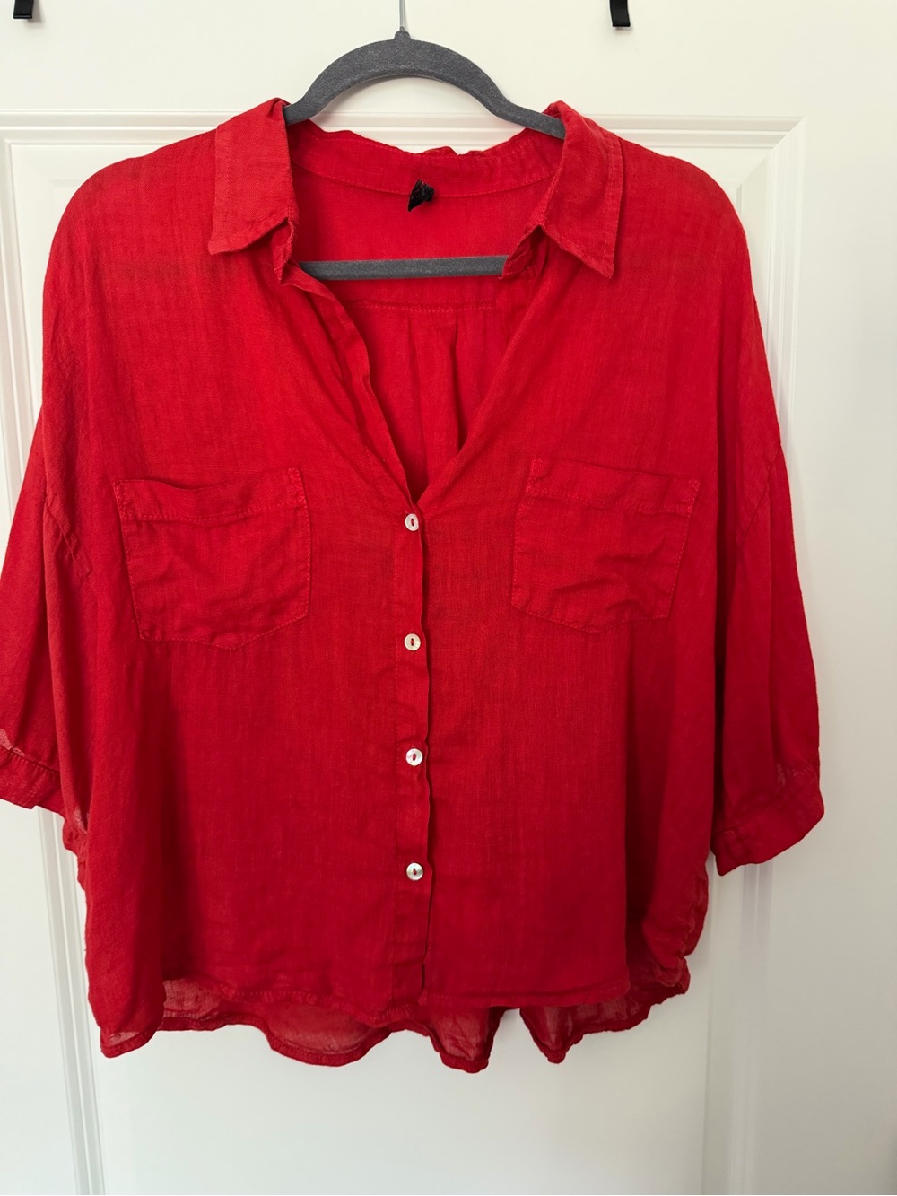 Orange Red Button-Front Relaxed Women's Cropped Linen Shirt